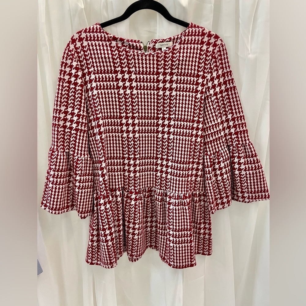 Tyler Boe top, EUC, size Large